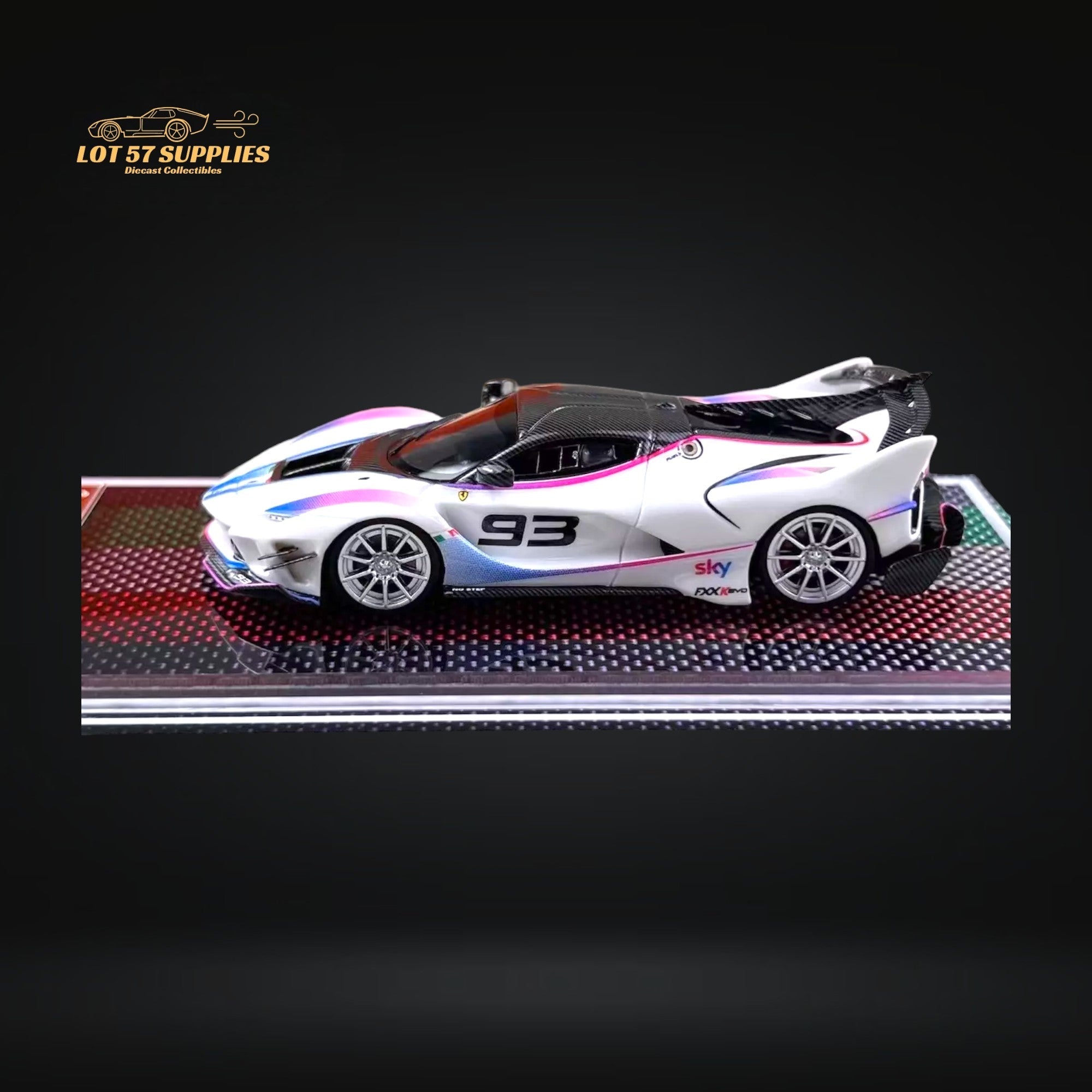 U2 Ferrari FXX-K Evo White #93 1:64