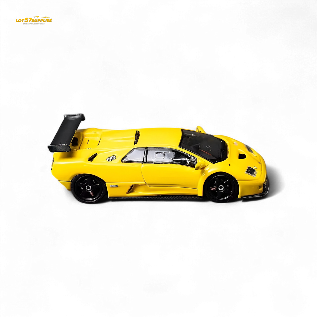 DCM Lamborghini Diablo GT-R Yellow 1:64