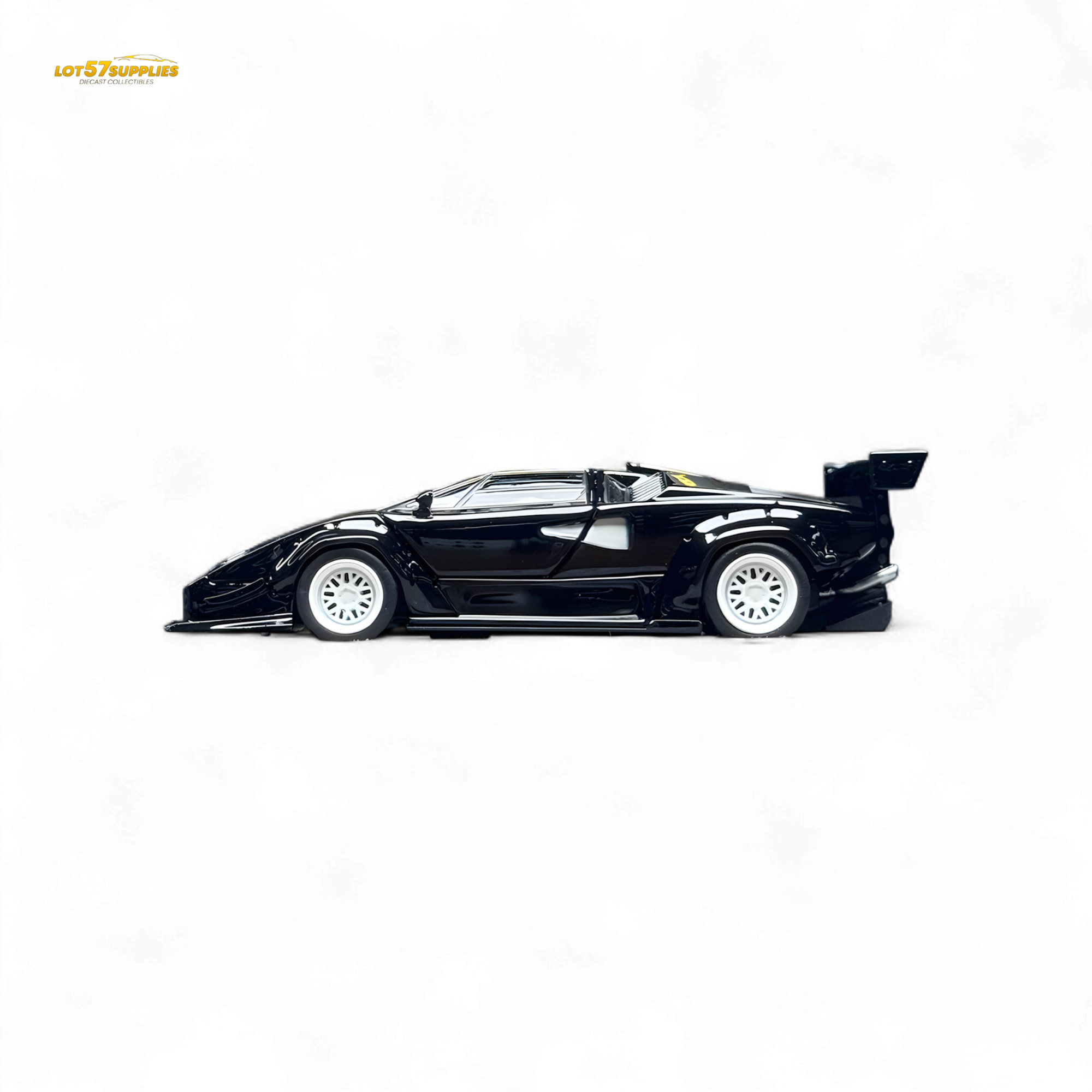 TPC Lamborghini Countach LBWK Black White Wheels 1:64