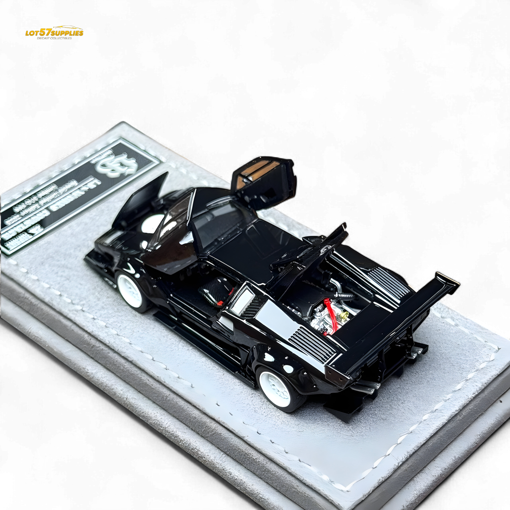 TPC Lamborghini Countach LBWK Black White Wheels 1:64