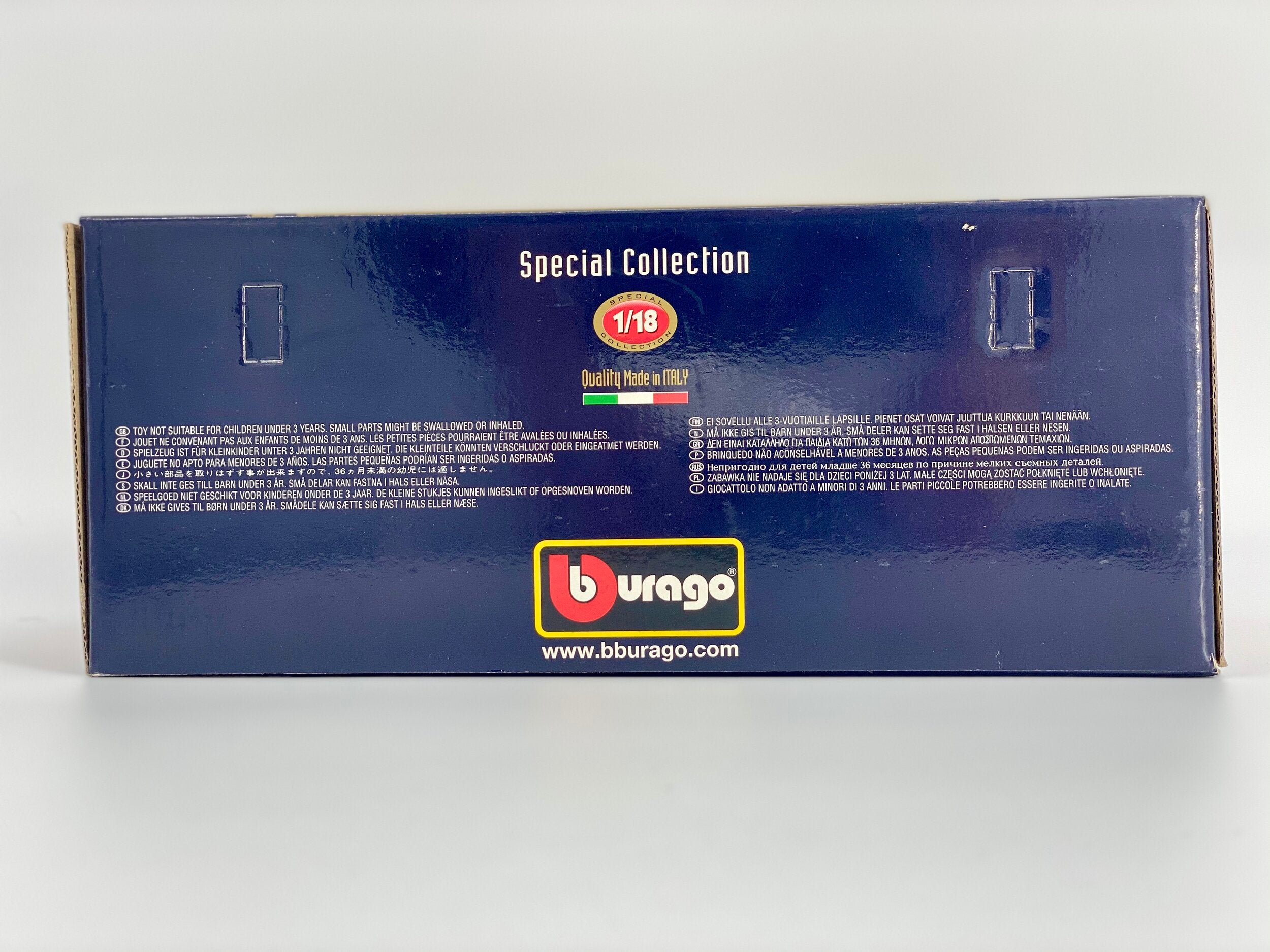 Burago Volkswagen Kafer-Beetle (1955) 1:18 Scale Special Collectible- Made in Italy