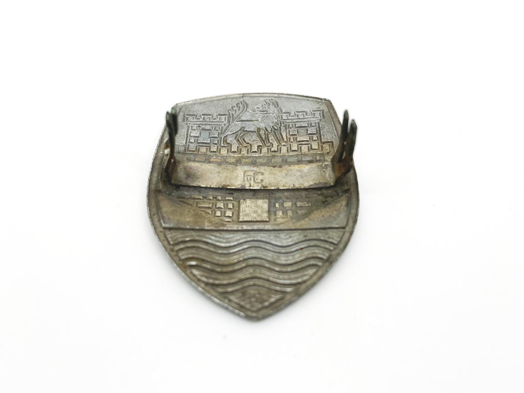 Volkswagen Type 1 Beetle hood crest (3 brick) 1955-1959