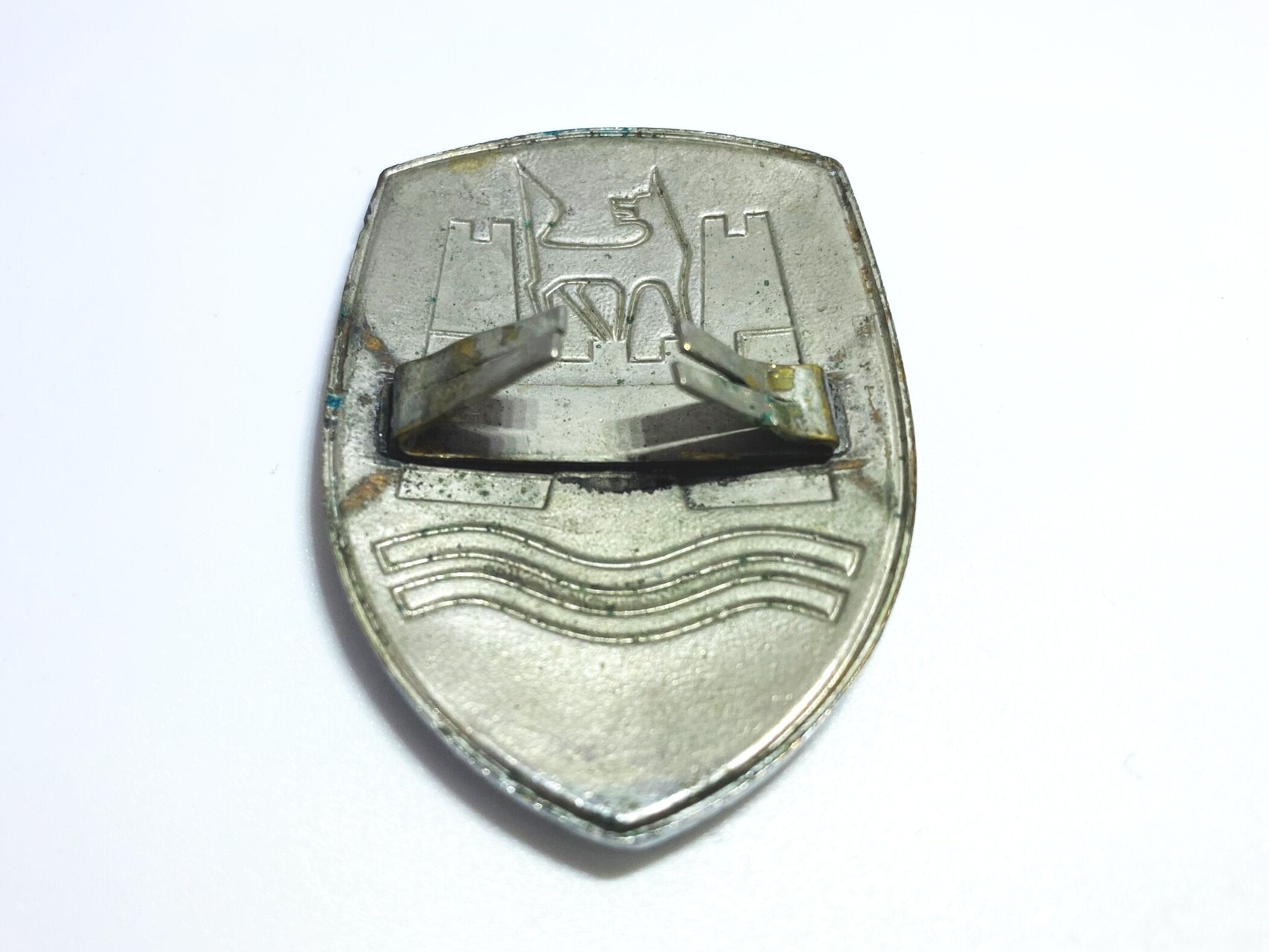 Volkswagen Type 1 Beetle hood crest 60-63