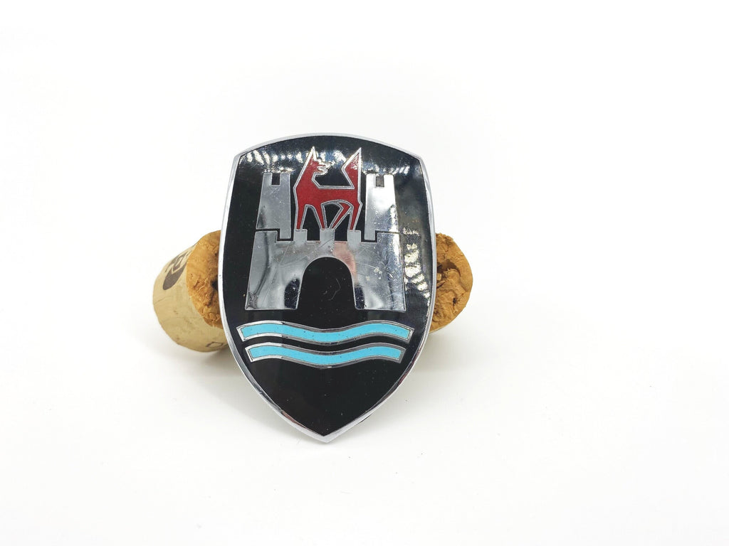 Volkswagen Type 1 Beetle hood crest 60-63 by Volkswagen